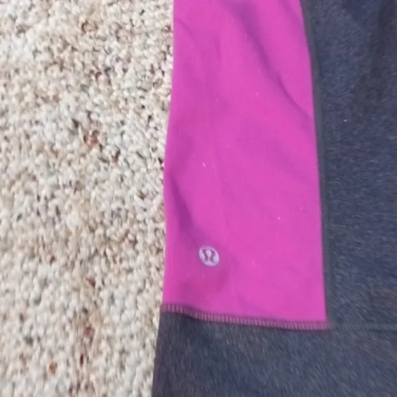 Size 8 Purple and Gray Sweater with Stand-Up Collar - Picture 14 of 15